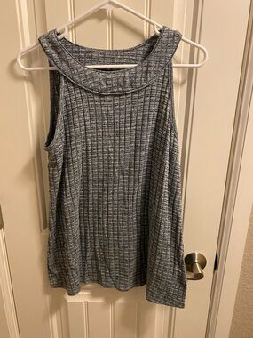 Apt 9 L Top Sleeveless Knit Blouse Large Shirt Lg gray